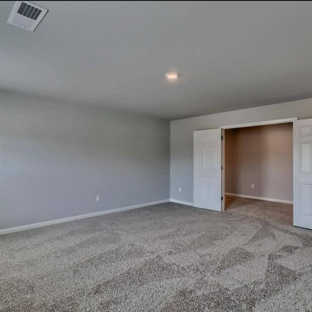 Large Room in New construction