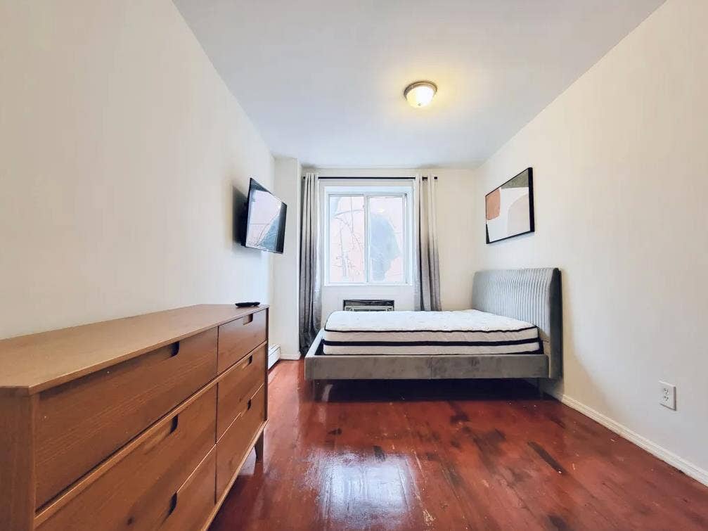 Furnished Room in Clinton Hill