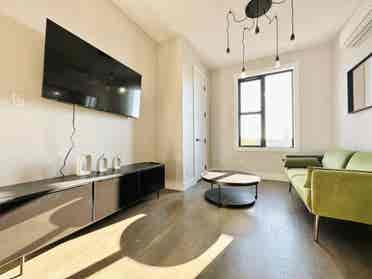 Furnished Room Bushwick Pvt BA