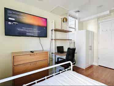 Room in LIC Pvt BA