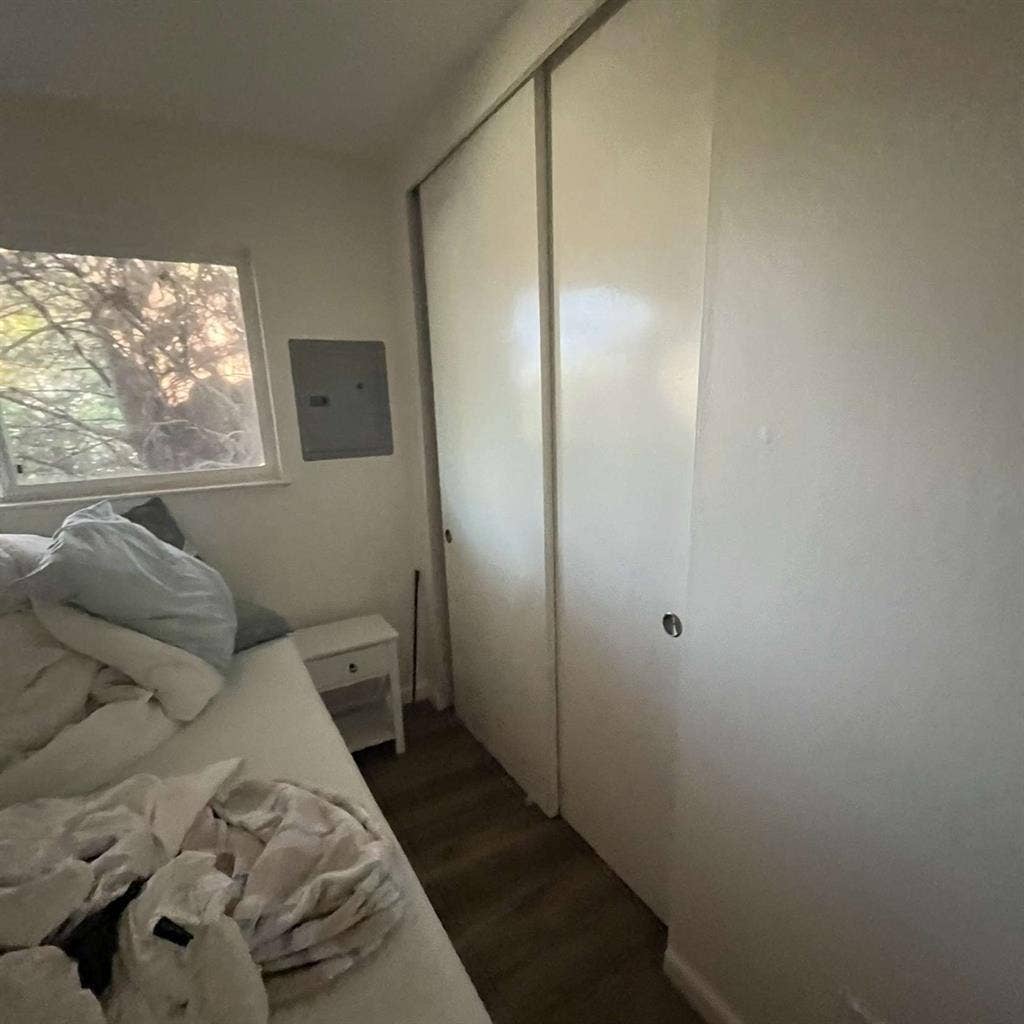 bedroom in apartment in capitola