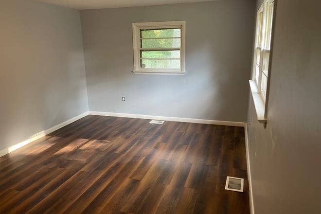 Large Room in College Park Woods