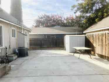 MOST AFFORDABLE ROOM IN TULARE!