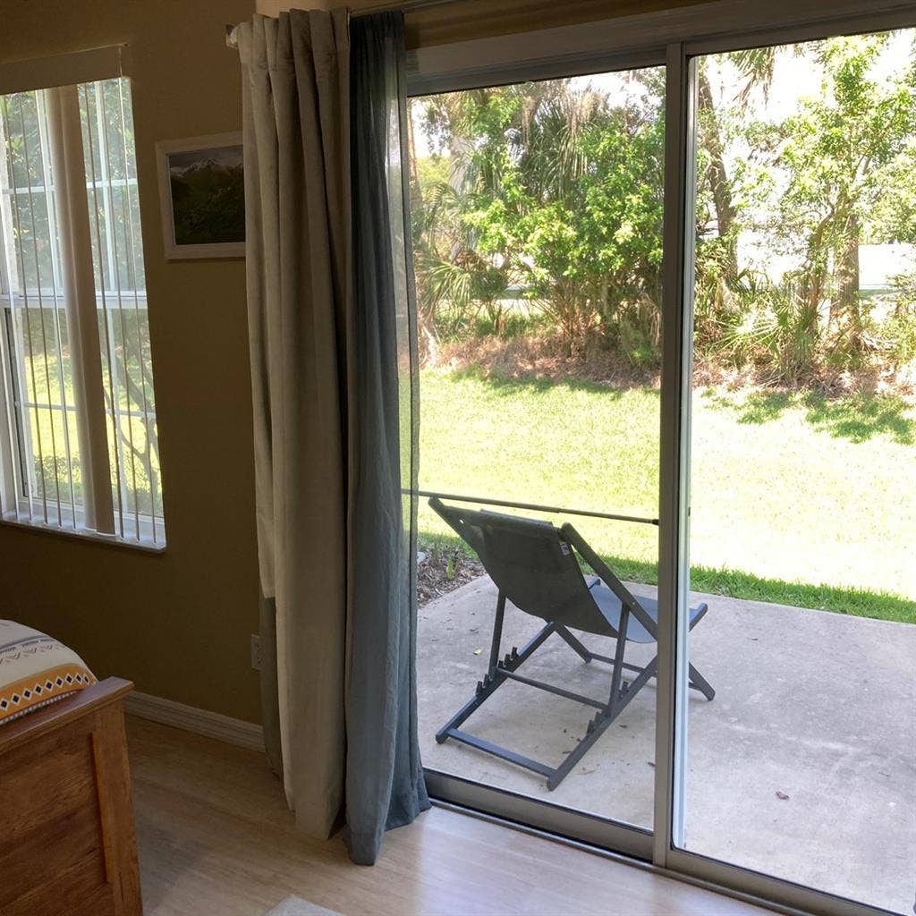 Ensuite room in a townhome