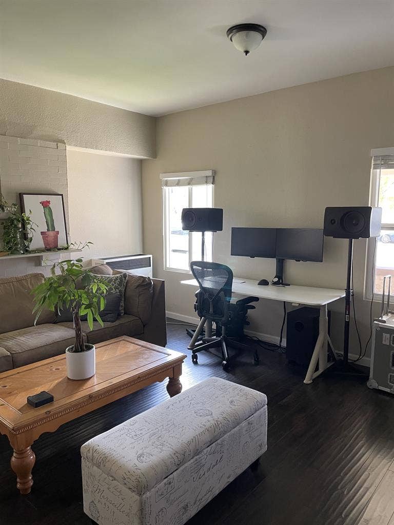 Sublettin Furnished Private Bdroom