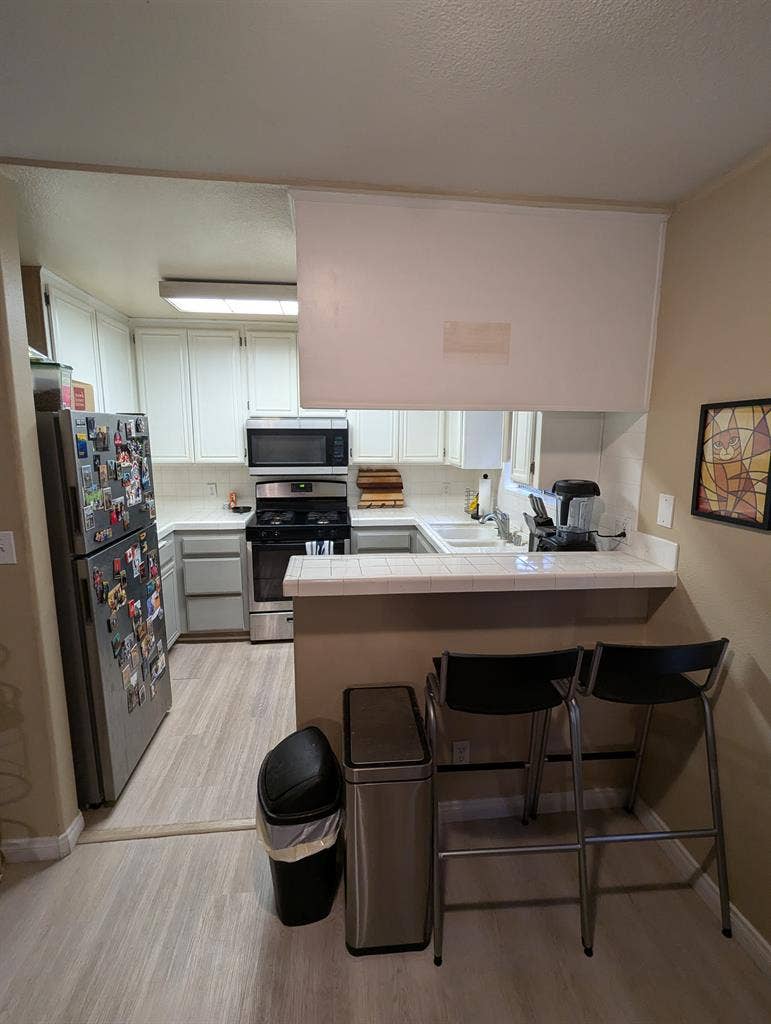 Roommate Wanted in North Hollywood