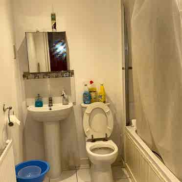 Double room rent Hayes & Harlington