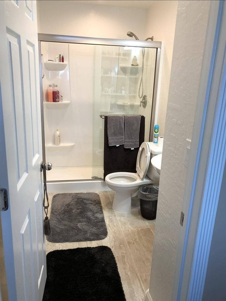 Beautiful Lg Furnished Studio