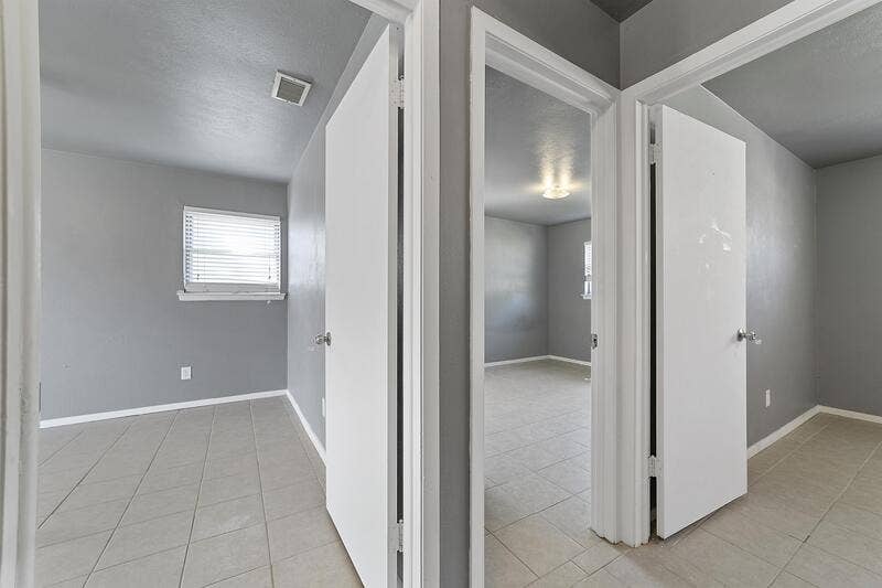 1 BR in Garland