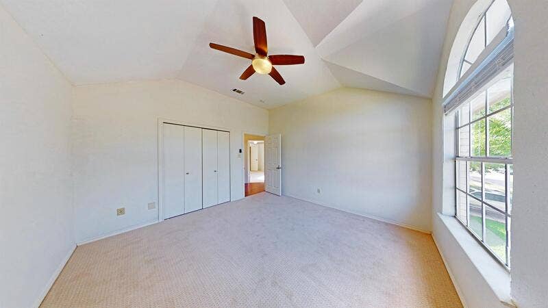 1 BR in Pflugerville