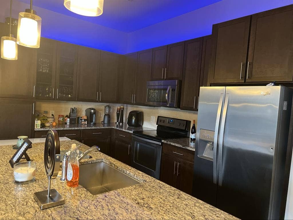 Upscale Sandy Springs (see video)