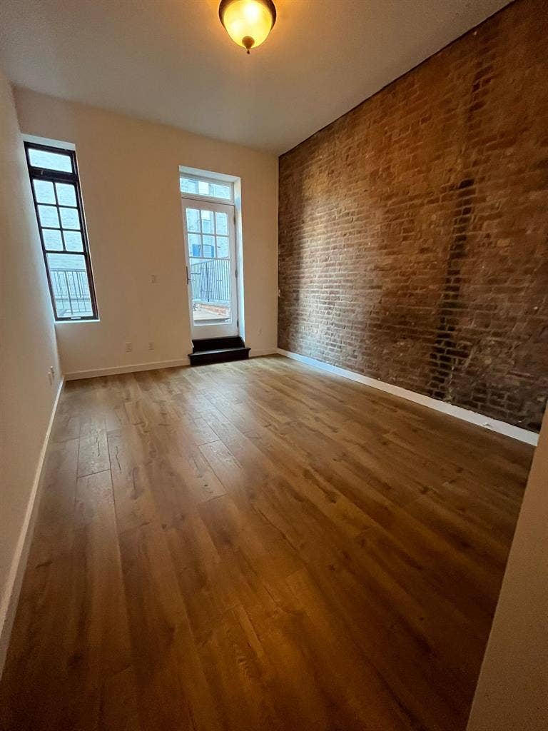 ✨Spacious Room in East Harlem✨