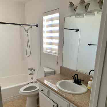 Private Bedroom & Bathroom for Rent