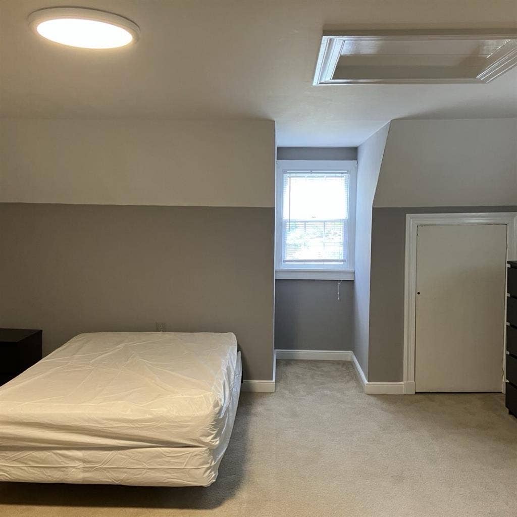 Sublet furnished room