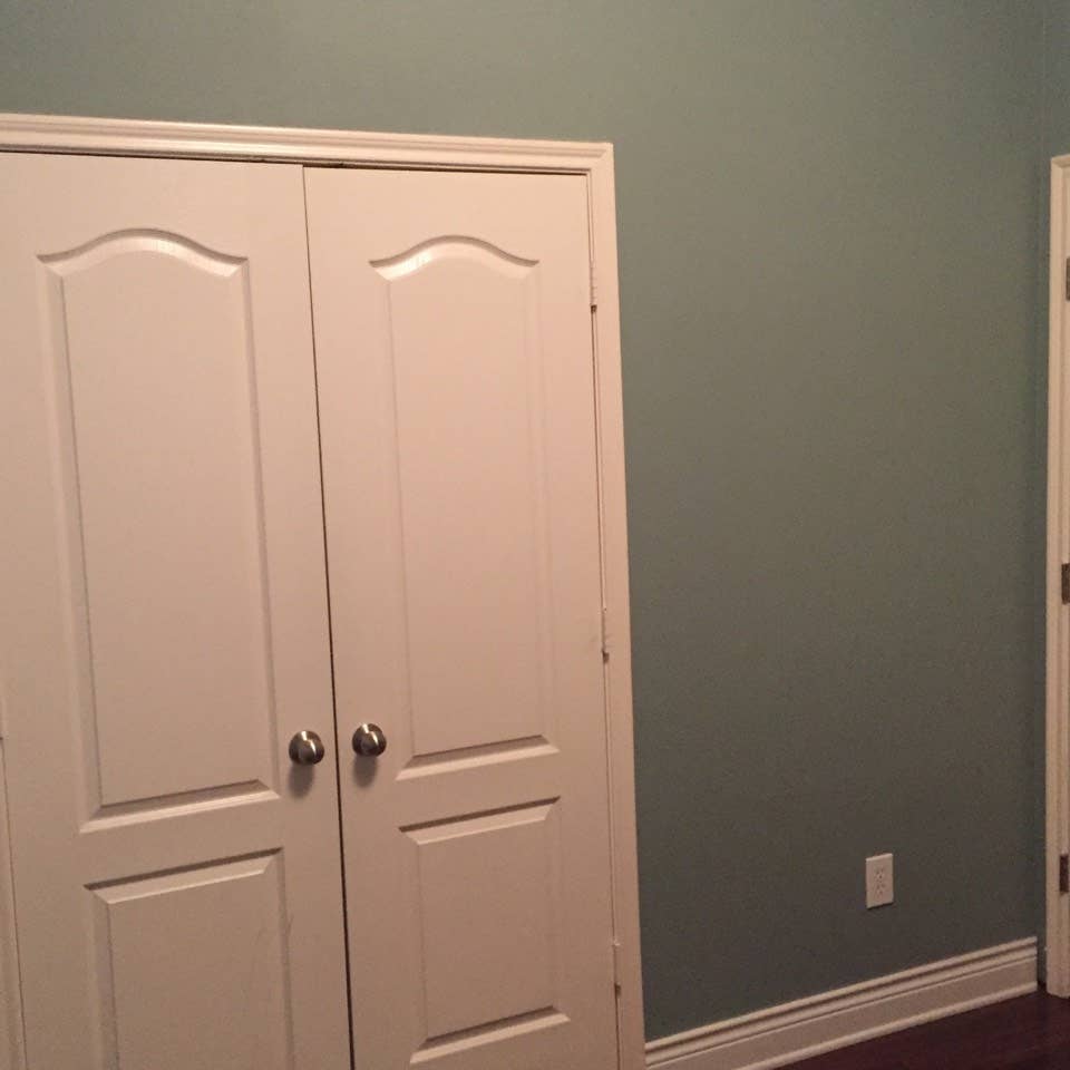 Bedroom 
for Rent