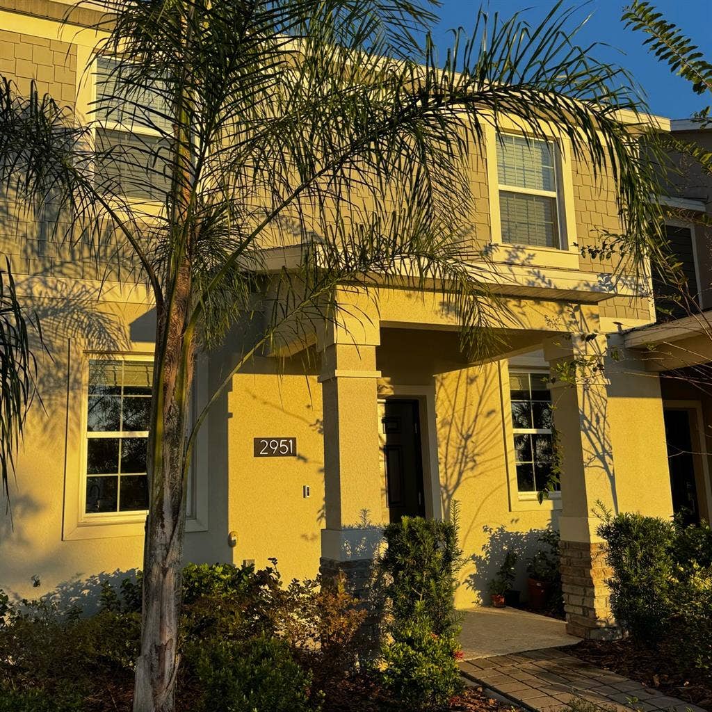 Beautiful home + Guest Bedroom