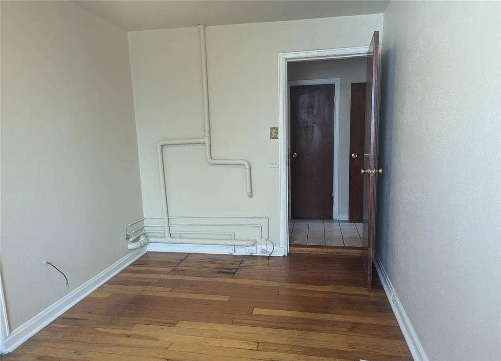 Spacious Room for rent!