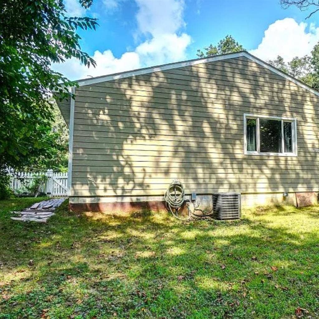 Beautiful Renovated Ranch House