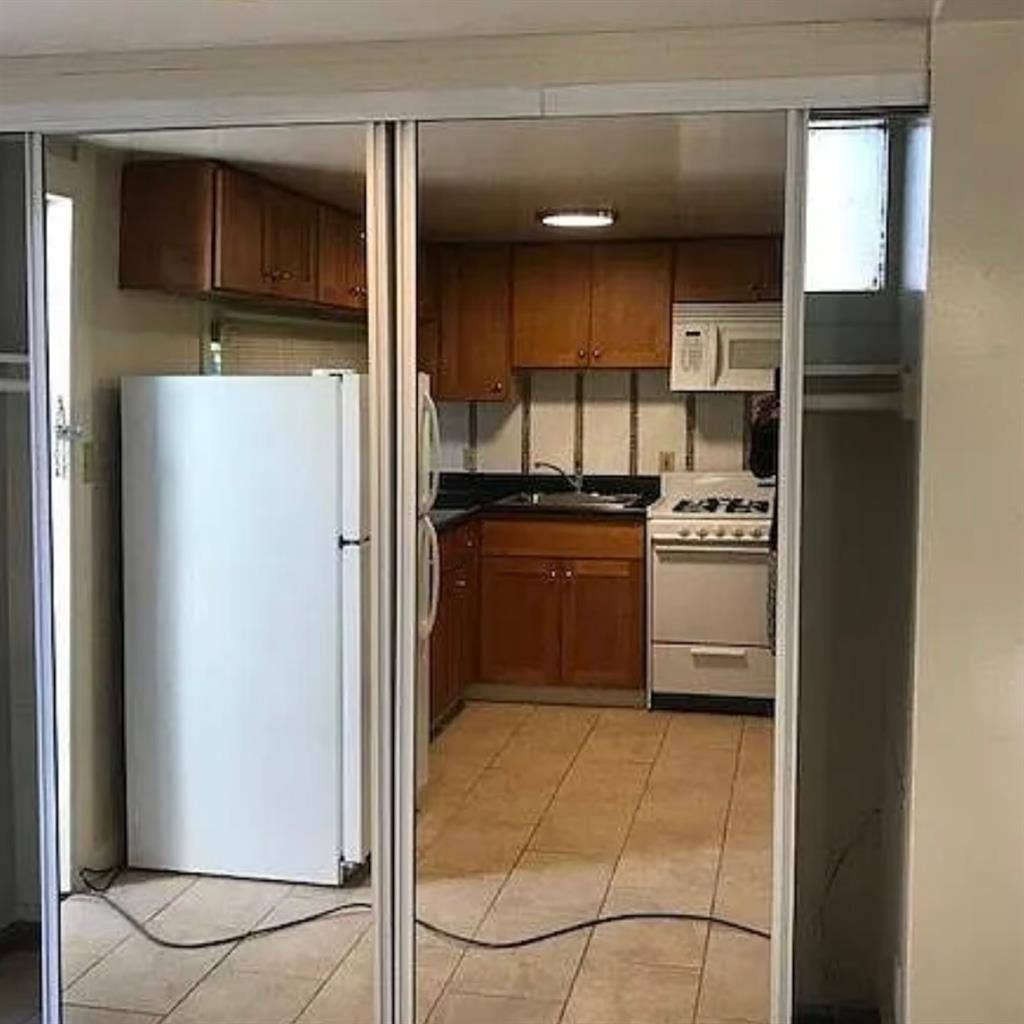 BERKELEY STUDIO APARTMENT