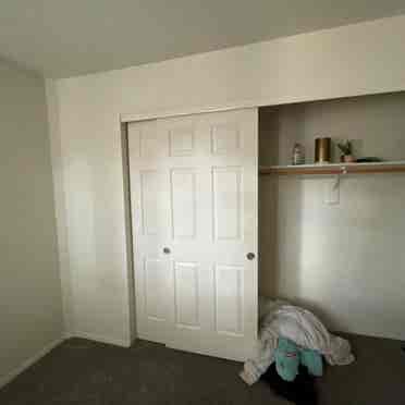 Condo w Room / private bathroom