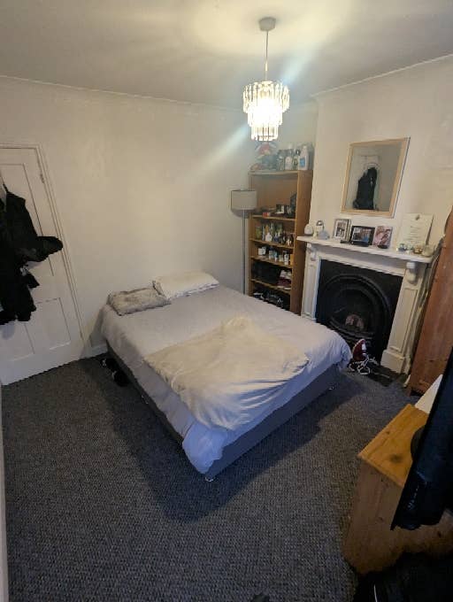 Spacious Double Bedroom(houseshare)