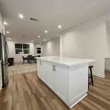 Bath Townhome in Irvine