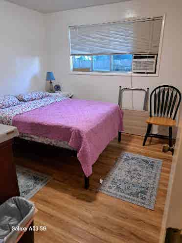 Room for rent. Keizer Oregon.