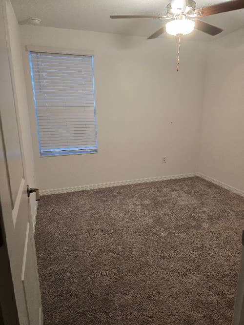 Room -  minutes to Wiregrass Mall