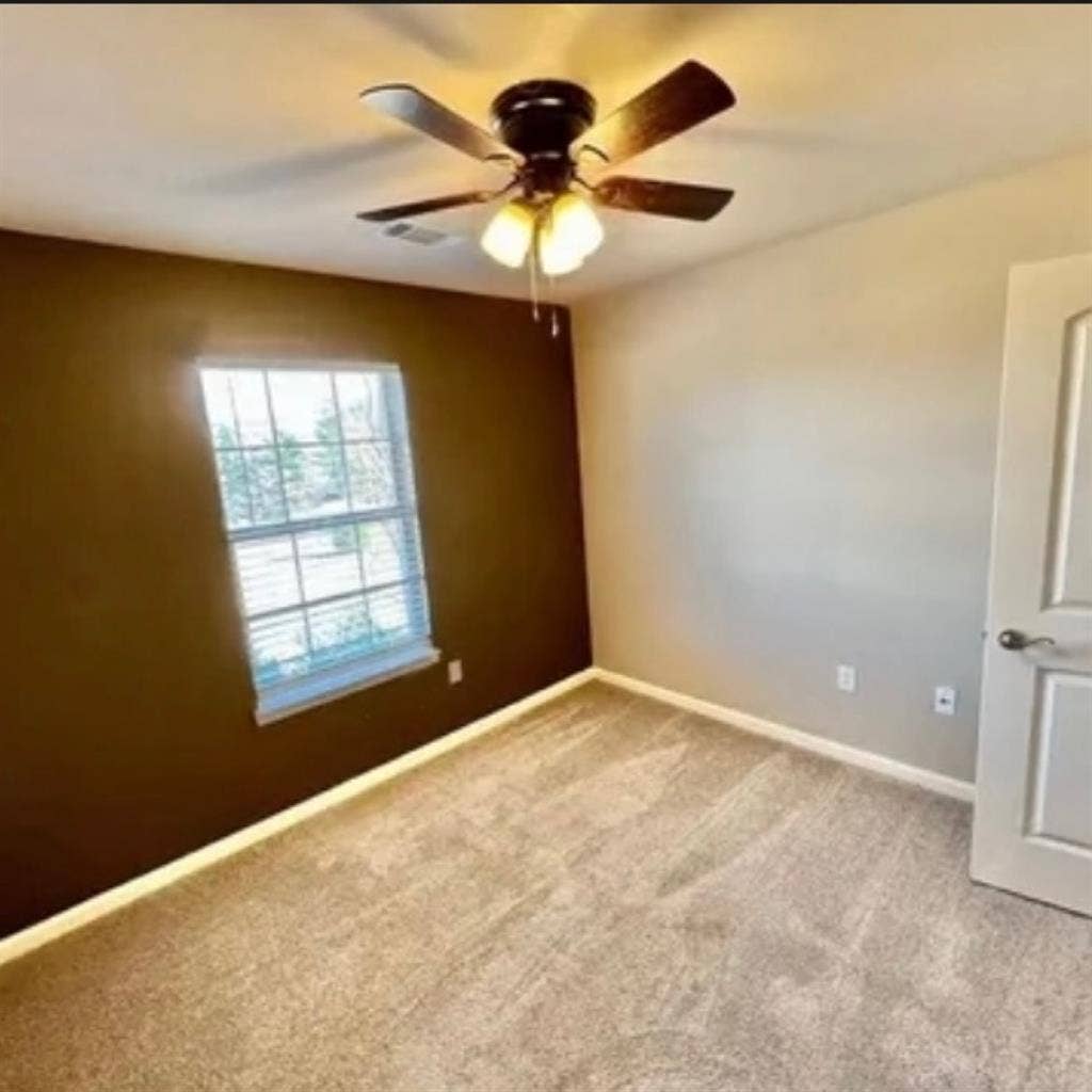 Room for rent in Benton