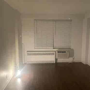 1B Apartment  Sublet