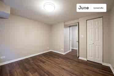 5 BR in Chicago