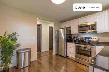 6 BR in Boston