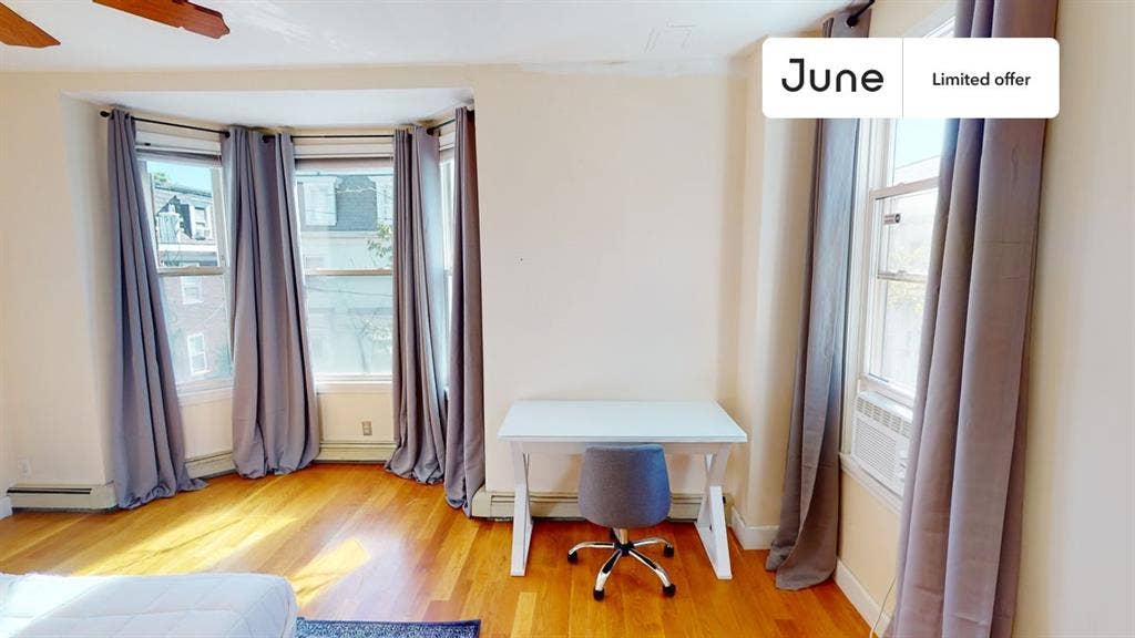 6 BR in Boston