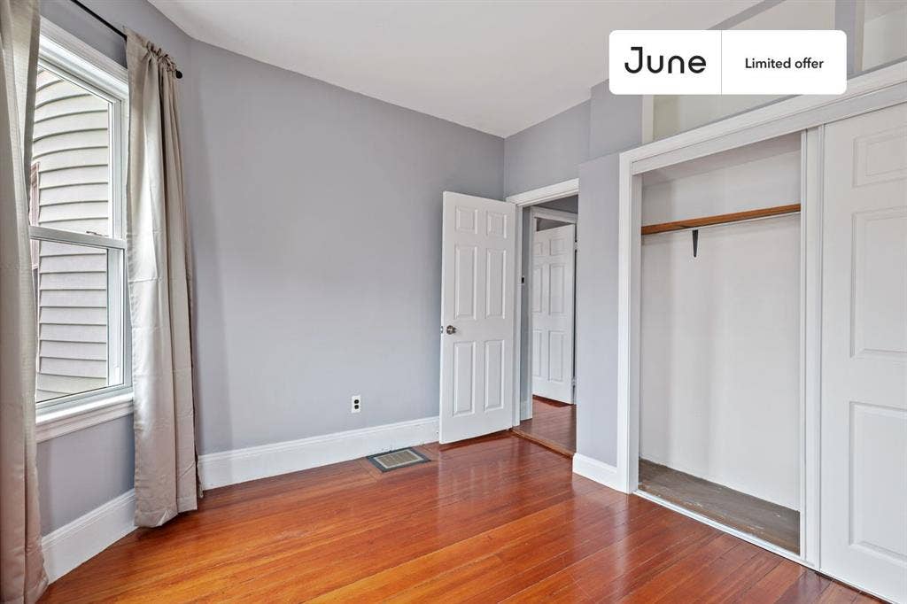 4 BR in Boston