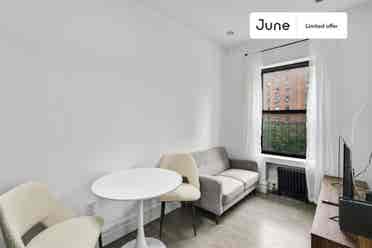 2 BR in New York City