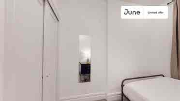 2 BR in New York City