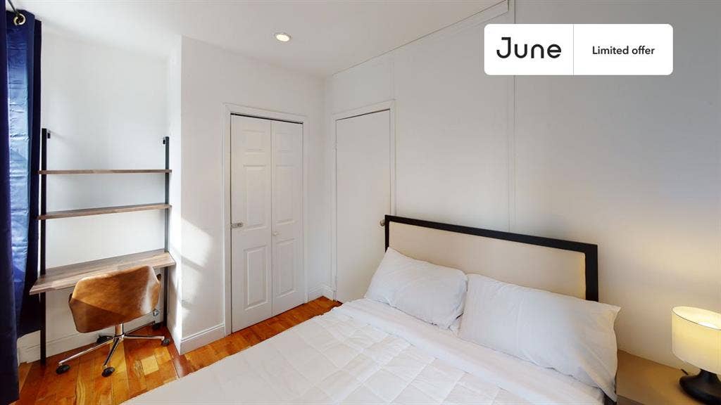 2 BR in New York City