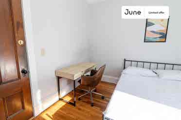 4 BR in Boston