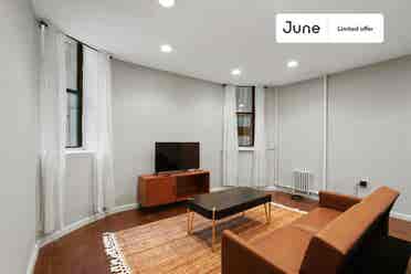 2 BR in New York City