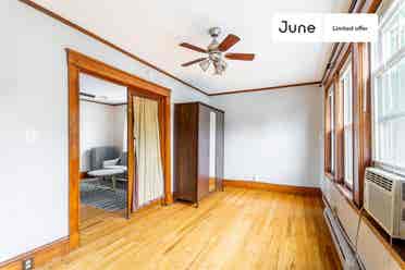 4 BR in Boston