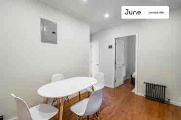 3 BR in New York City