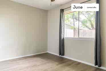 3 BR in Austin