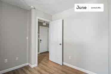 3 BR in Boston