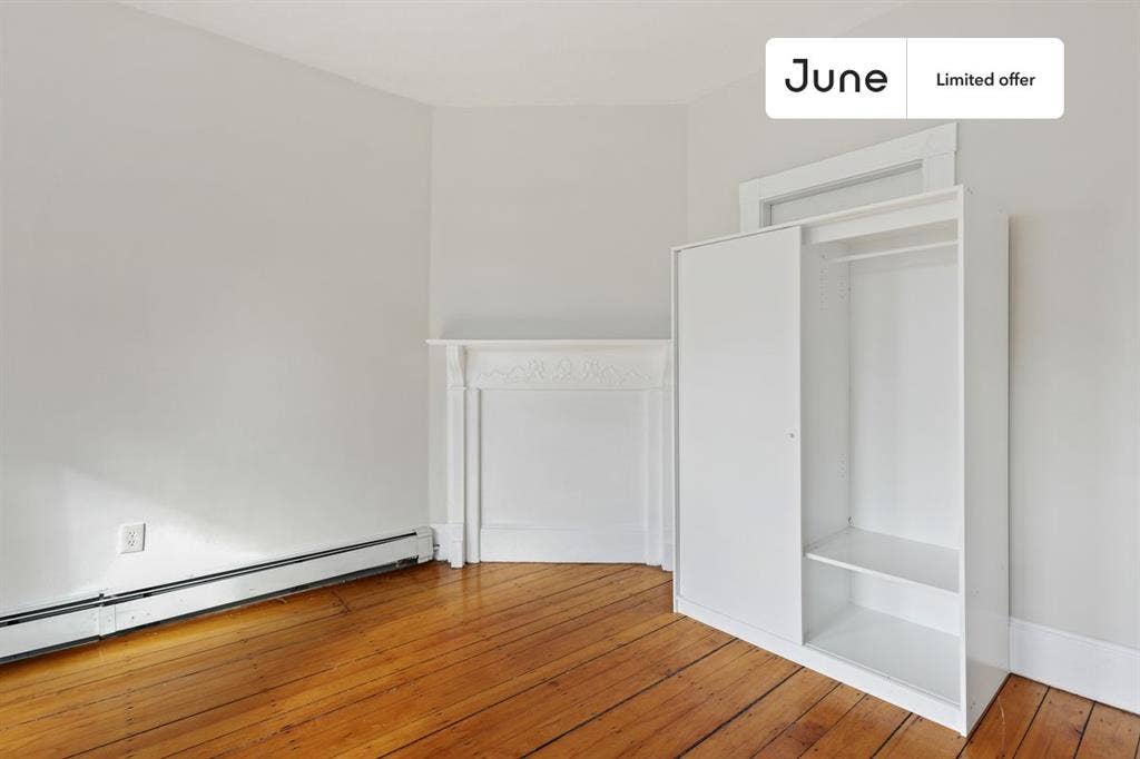 4 BR in Boston