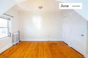 7 BR in Boston