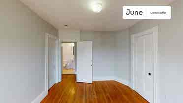 4 BR in Boston