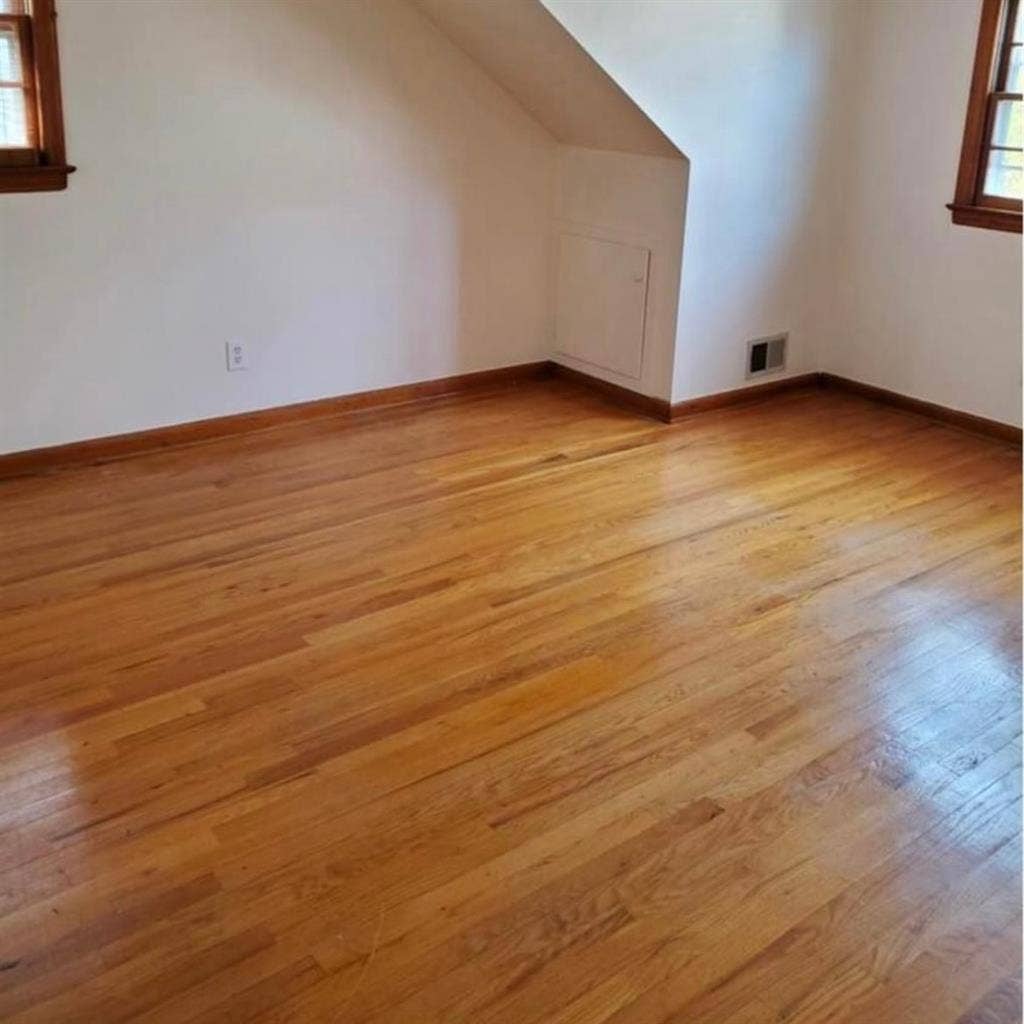 Private room for rent in apartment