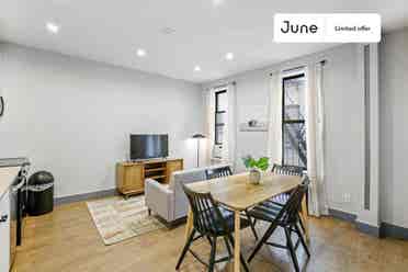 4 BR in New York City