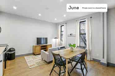 4 BR in New York City