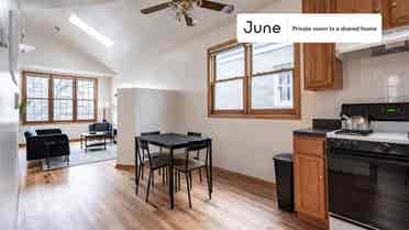 3 BR in Chicago